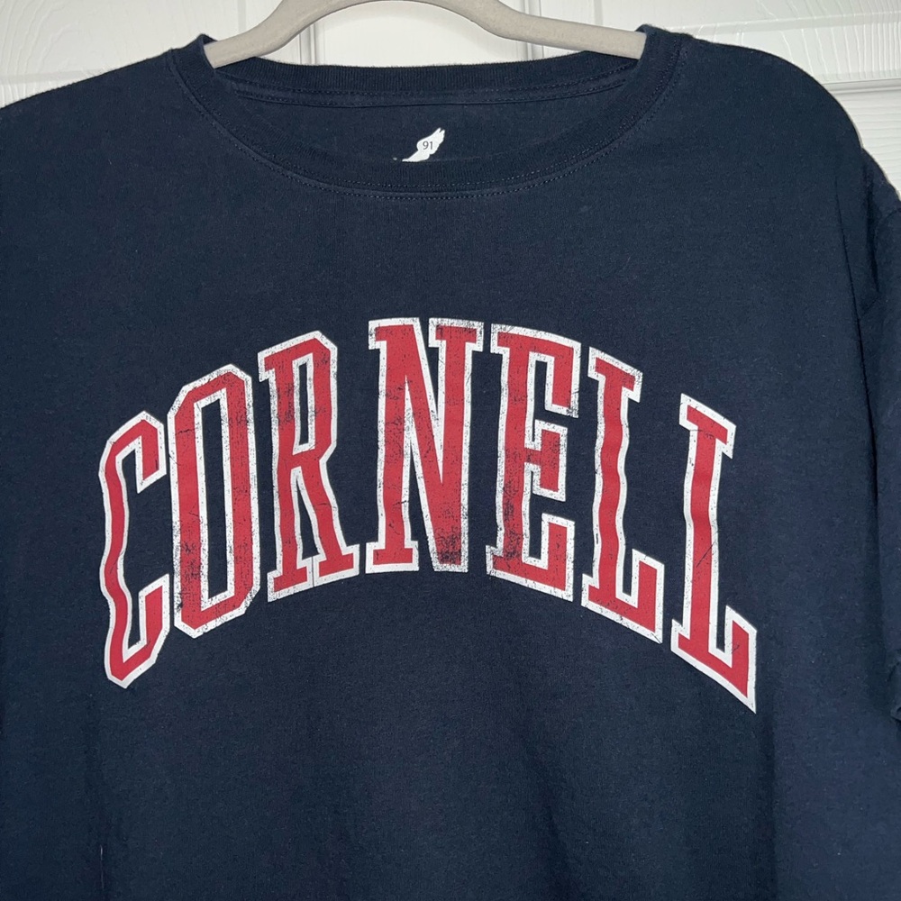 Cornell University T-Shirt - Picture 2 of 4
